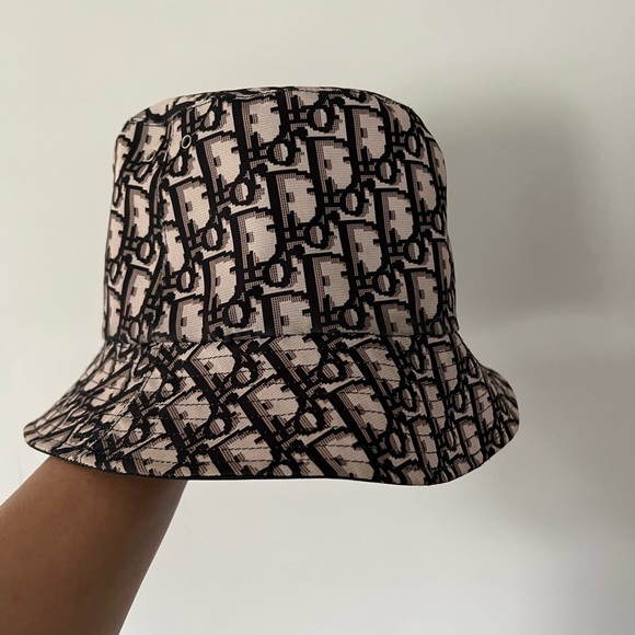 DIOR BLACK REVERSIBLE TEDDY-D SMALL BRIM BUCKET HAT - Picture 3 of 14